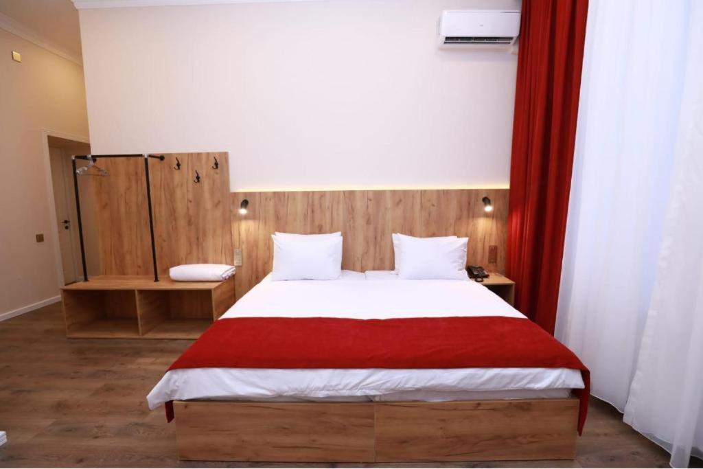 London Hotel And Guest House Баку Экстерьер фото