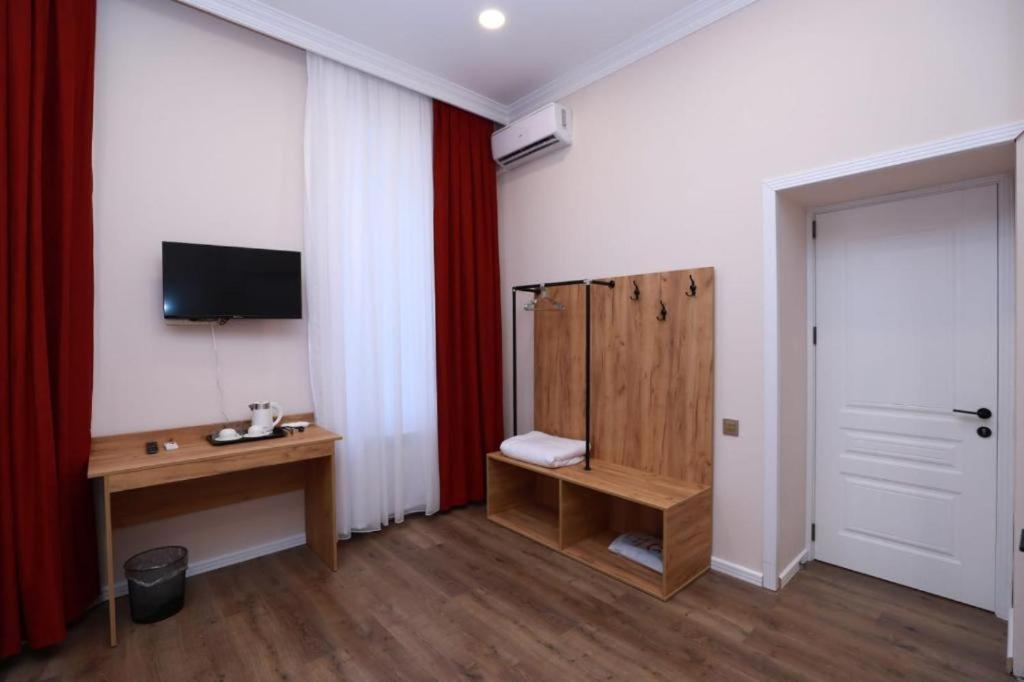 London Hotel And Guest House Баку Экстерьер фото