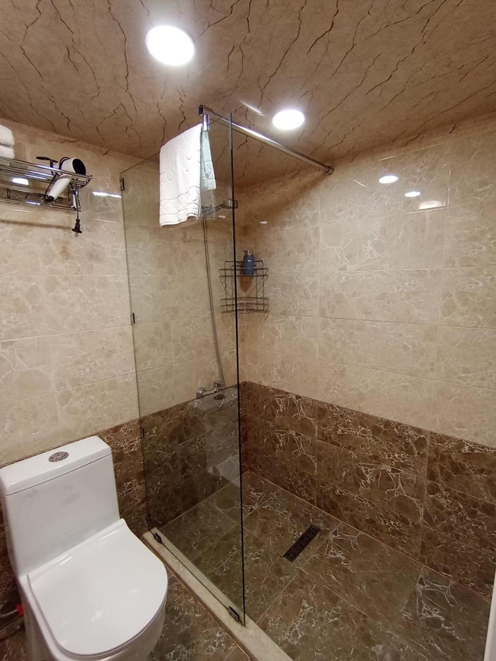 London Hotel And Guest House Баку Экстерьер фото