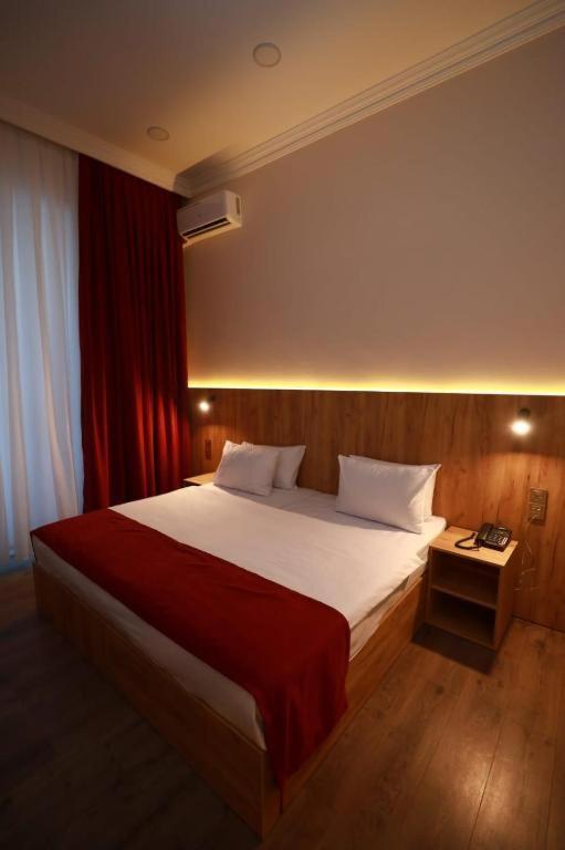 London Hotel And Guest House Баку Экстерьер фото